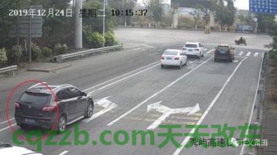 汽车有关：机动车变道违章吗_交通问题