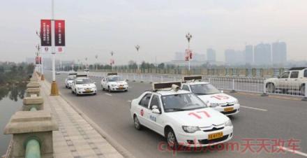 科三考试中途停车技巧(科目三中途停车技巧和规则) 第4张