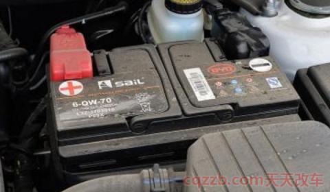 车启动哒哒哒响打不着火自救(车辆电瓶更换需要注意什么)  第3张