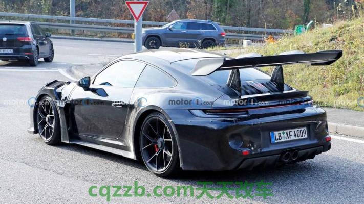 原来：保时捷911将于2024年面世 保时捷911GT3即将面世 这意味着保时捷已经进入了硬核RS变体的开发过程  第2张