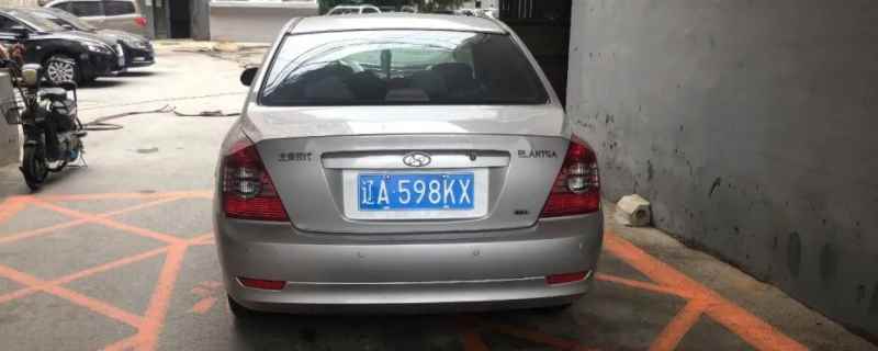 奥迪a6加什么油(奥迪a6的车身尺寸数据是什么)