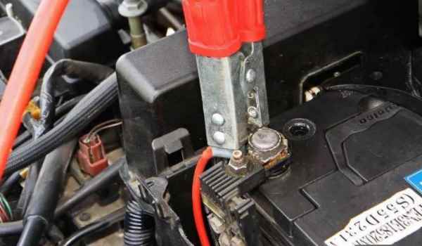 汽车pvc阀坏了什么现象(机动车辆出现问题必须要维修吗)  第3张