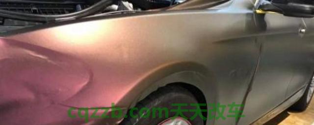 被改色膜毁了的车漆(车辆改色超过车身面积的多少需要办理备案手续)  第1张