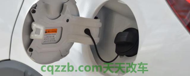 看一下：荣威rx5油箱多少升(荣威rx5油箱更换需要去哪里)