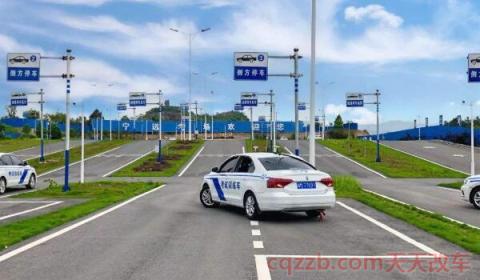 侧方停车右边窄是打晚了吗(如何处理)  第2张