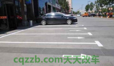 白色矩形框是什么停车位(车辆停放停车位需要注意什么)  第2张