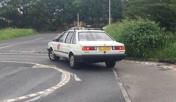 科目二必须八点前到吗(机动车驾驶证科目二当天可以考几次)  第2张