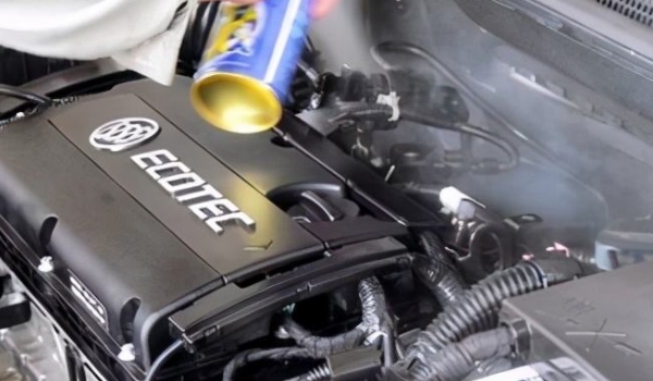 探讨一下:发动机机脚垫多久换一次(发动机需要定期保养吗) 第2张