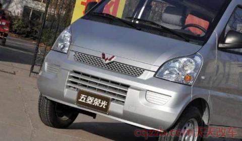 五菱荣光1.2可以拉多重(五菱荣光车辆的参数配置) 第2张