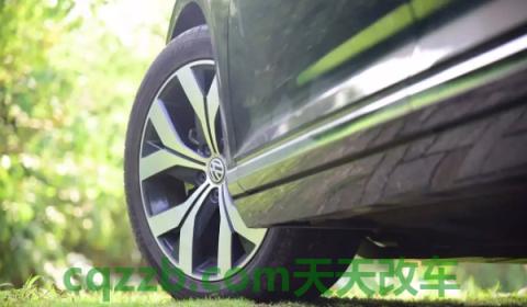了解：车轮胎几年更换一次(车辆轮胎更换可以去哪里)  第2张
