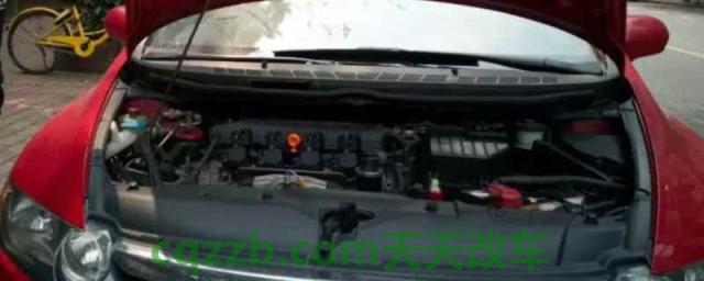 车过水坑后打不着火(车辆涉水后怎么办)