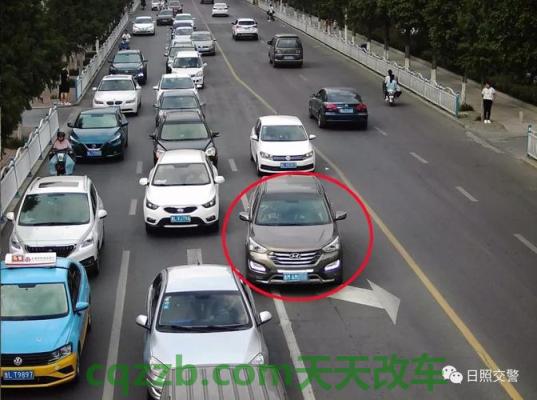 原来:机动车上路实线能压吗_交通问题 第4张