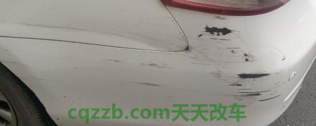 凯美瑞刮出底漆(交通事故将车辆刮出底漆可以私了吗)