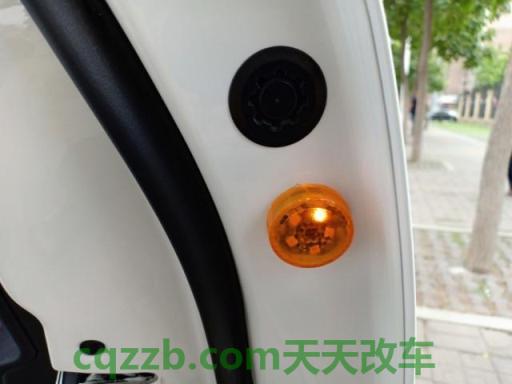 解答汽车：车门指示灯_什么是车门指示灯  第1张