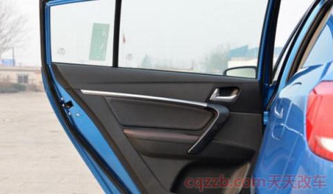 车门打开过度咔嚓一声(车辆的车门如何保养)  第2张
