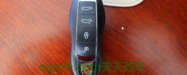 保时捷钥匙怎么换电池(保时捷钥匙能单配吗)